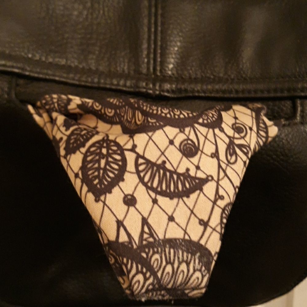 Carlos Shoulder Bag  - Picture 5 of 11